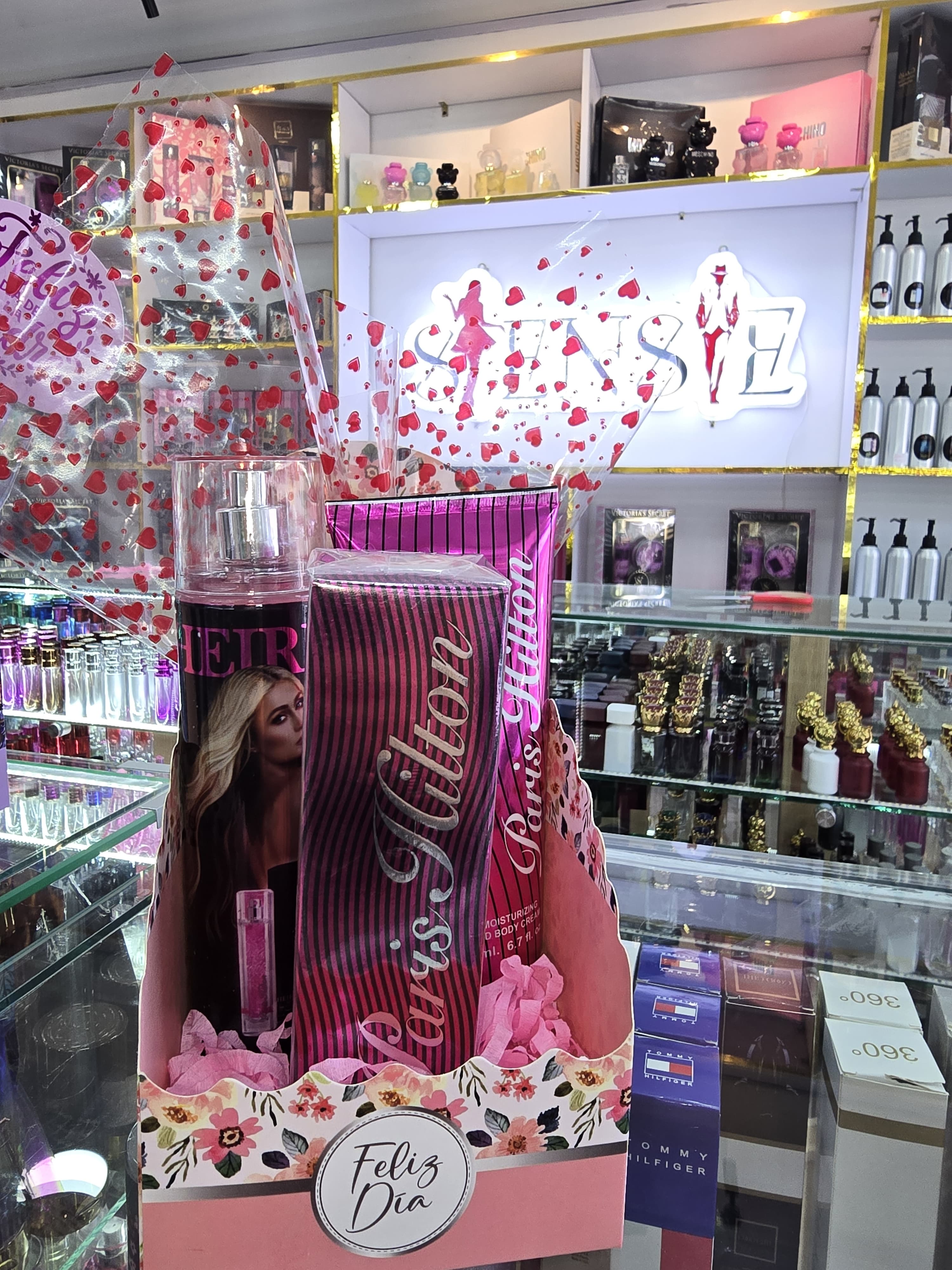 kit mama Paris+perfumero+crema